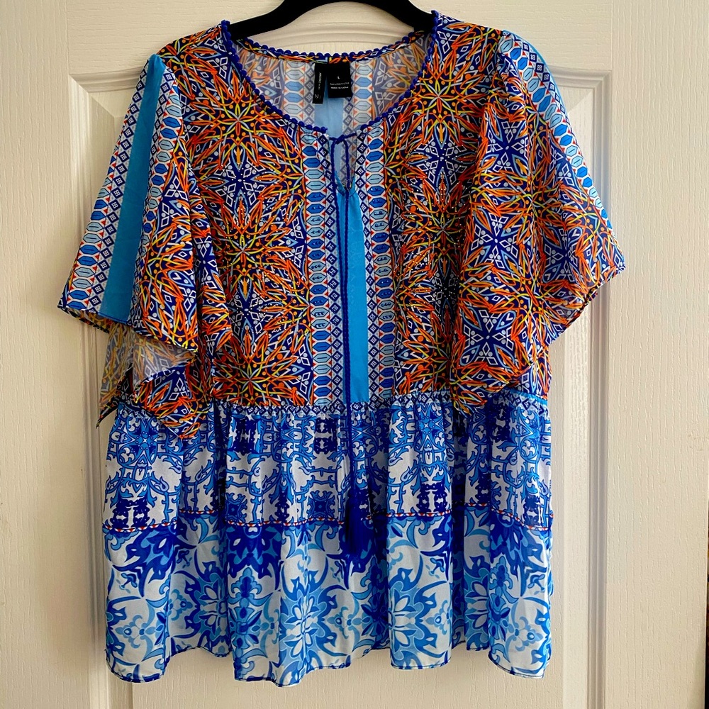 New Directions flutter sleeve blouse